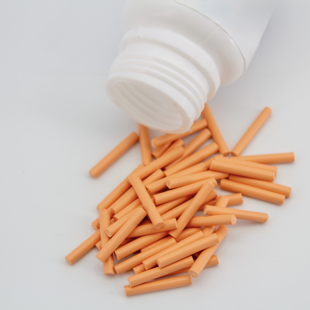 Conos de gutapercha en Barra Gutta Pellets KP Woodpecker