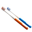 Cepillo dental especial Ortodoncia x 12 un Plasdent